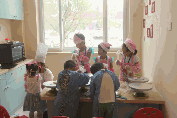 小鬼巧当家儿童职业体验馆